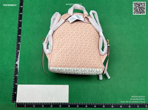 [Qc] michael kors backpack : r/Pandabuy 